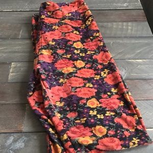 Floral Pattern Lularoe Leggings